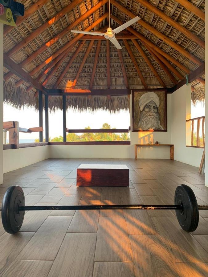 Experiencia Surf Camp Hostel Brisas de Zicatela Ngoại thất bức ảnh