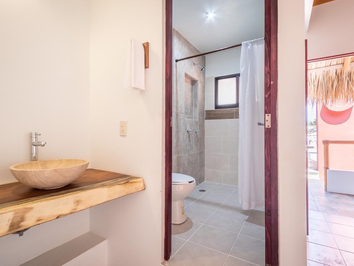 Experiencia Surf Camp Hostel Brisas de Zicatela Ngoại thất bức ảnh