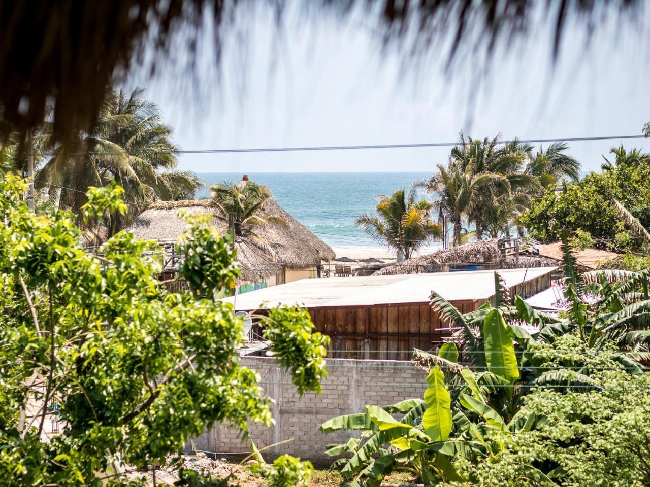 Experiencia Surf Camp Hostel Brisas de Zicatela Ngoại thất bức ảnh